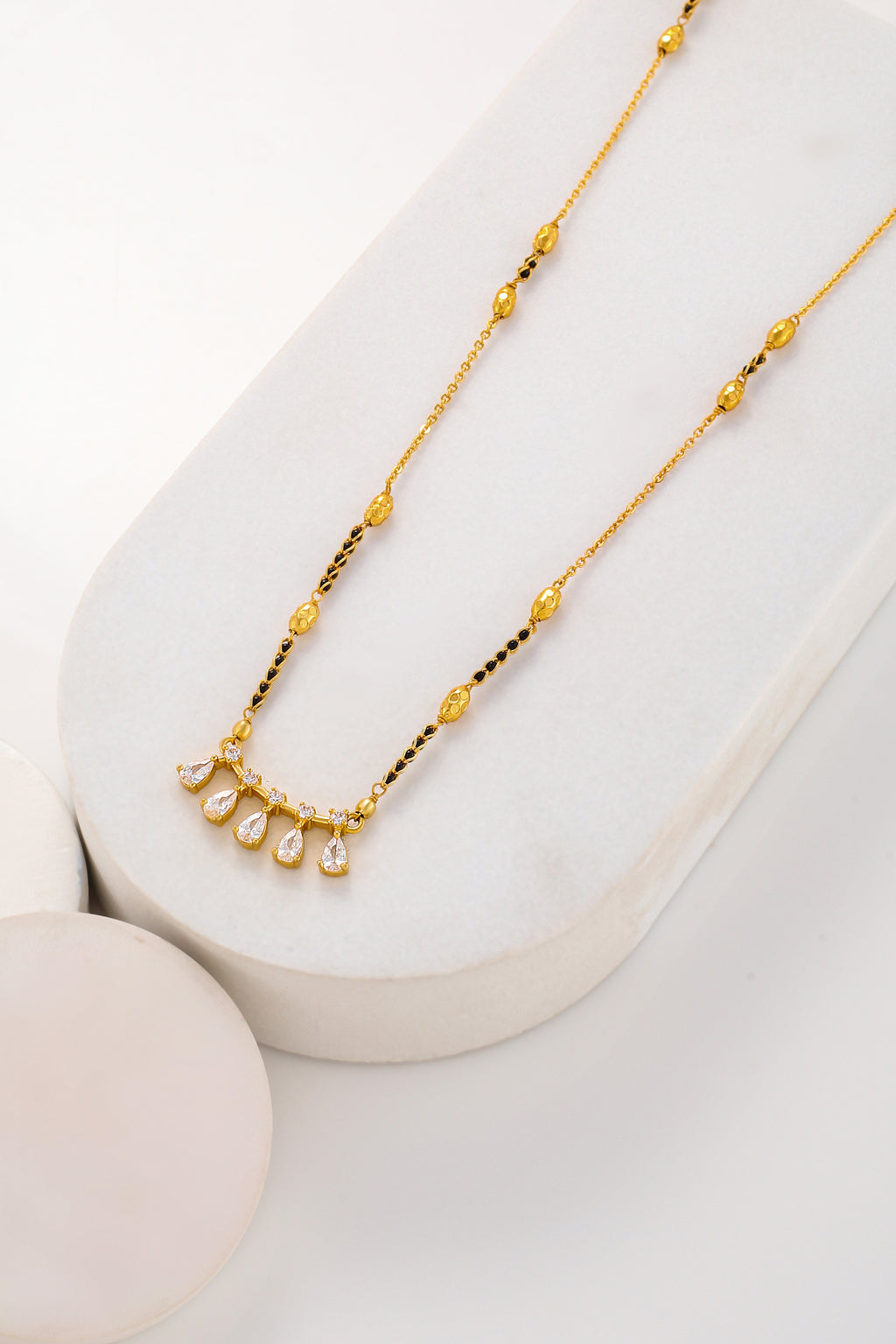Anita Gold  Mangalsuta