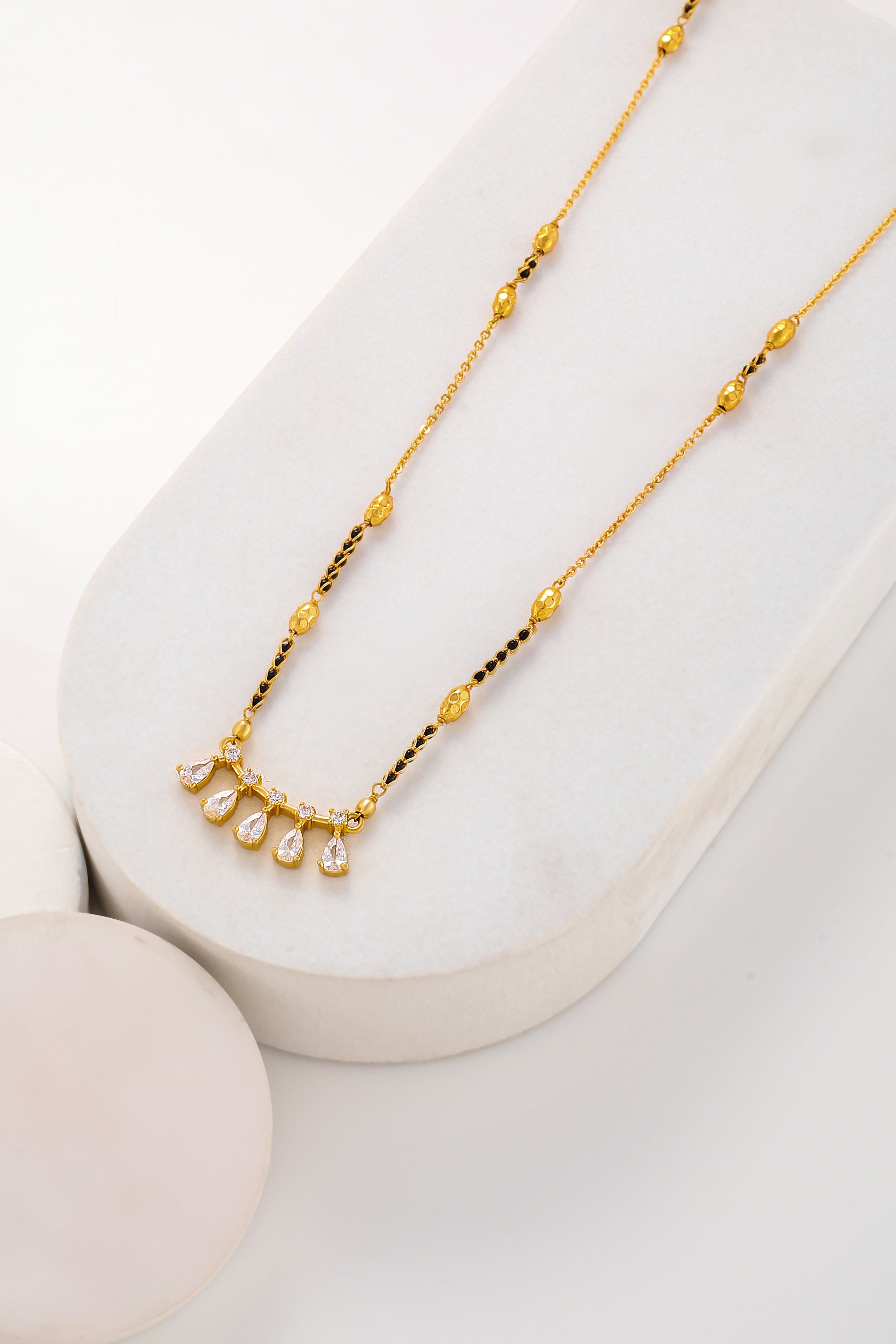 Anita Gold  Mangalsuta
