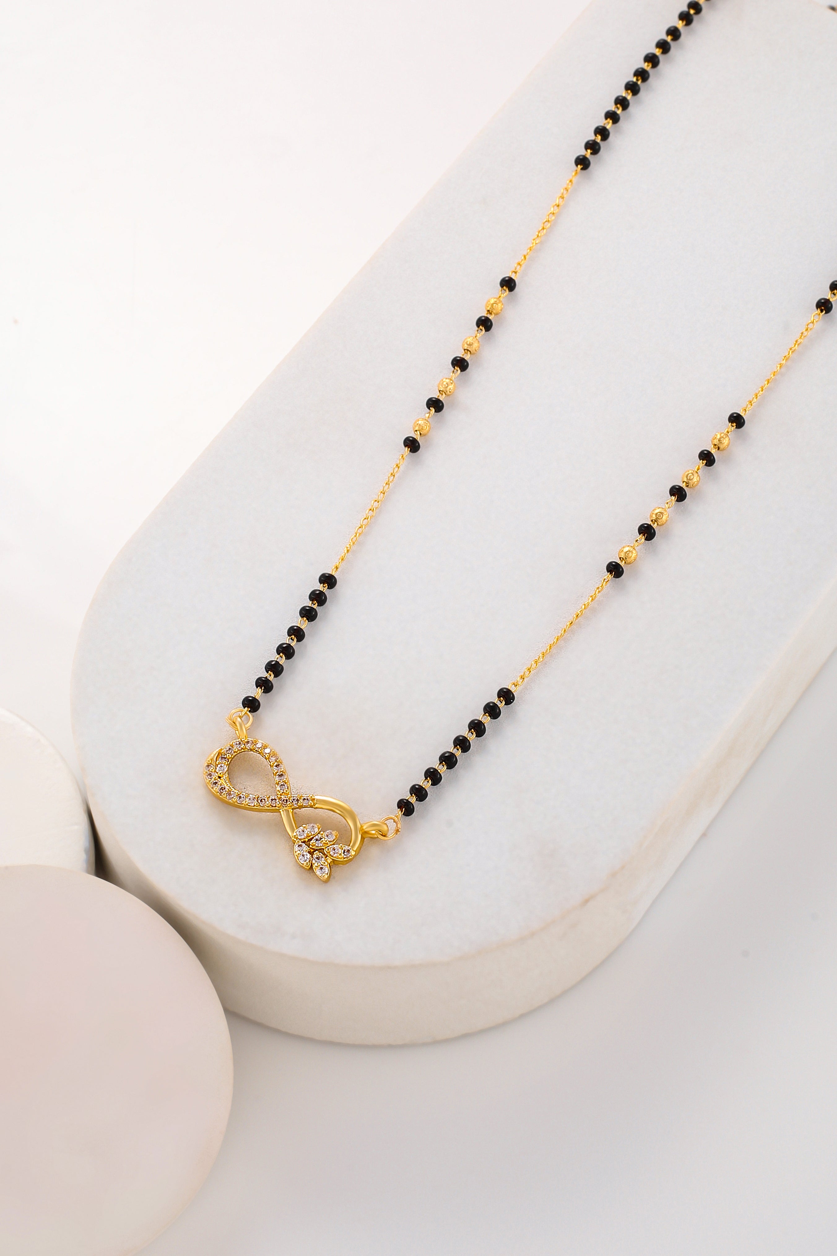 Nora Infinity Mangalsutra