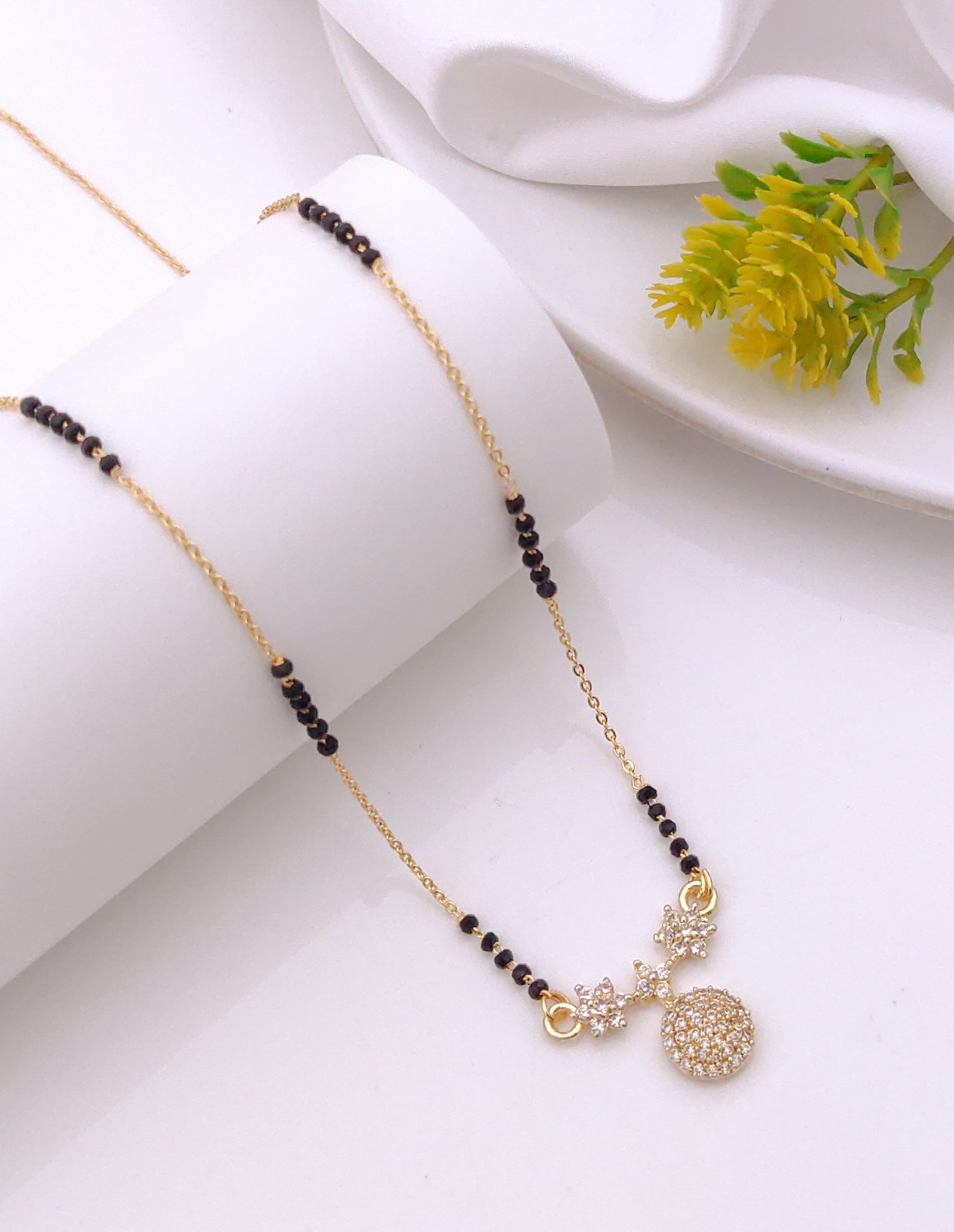 Aarti Gold  mangalsutra