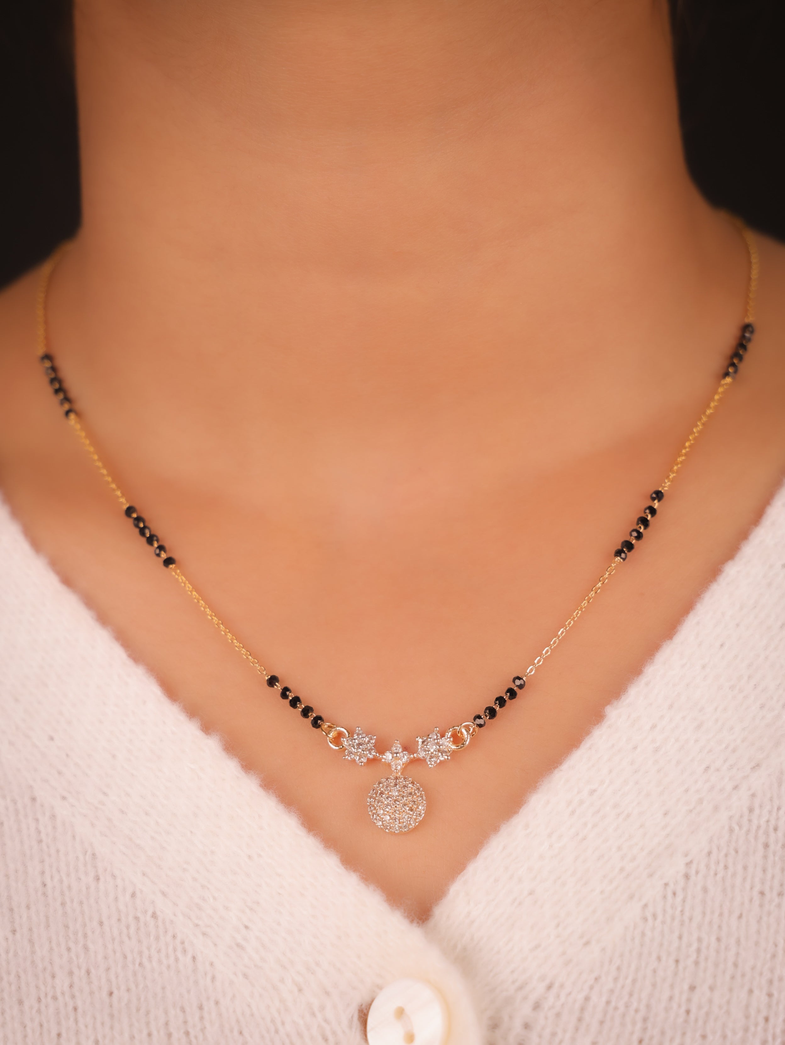 Aarti Gold  mangalsutra