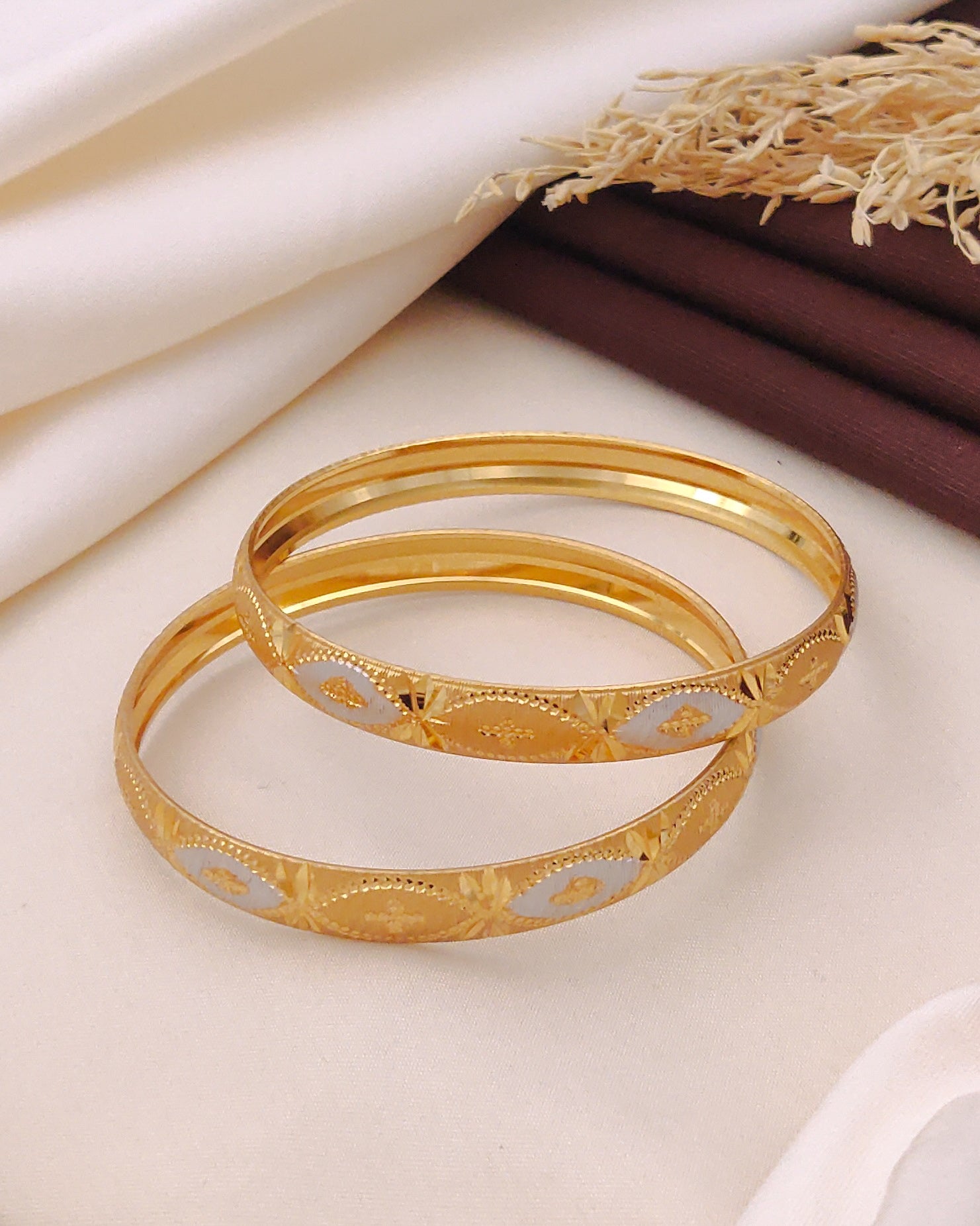 Aarya Bangle ( set of 2)