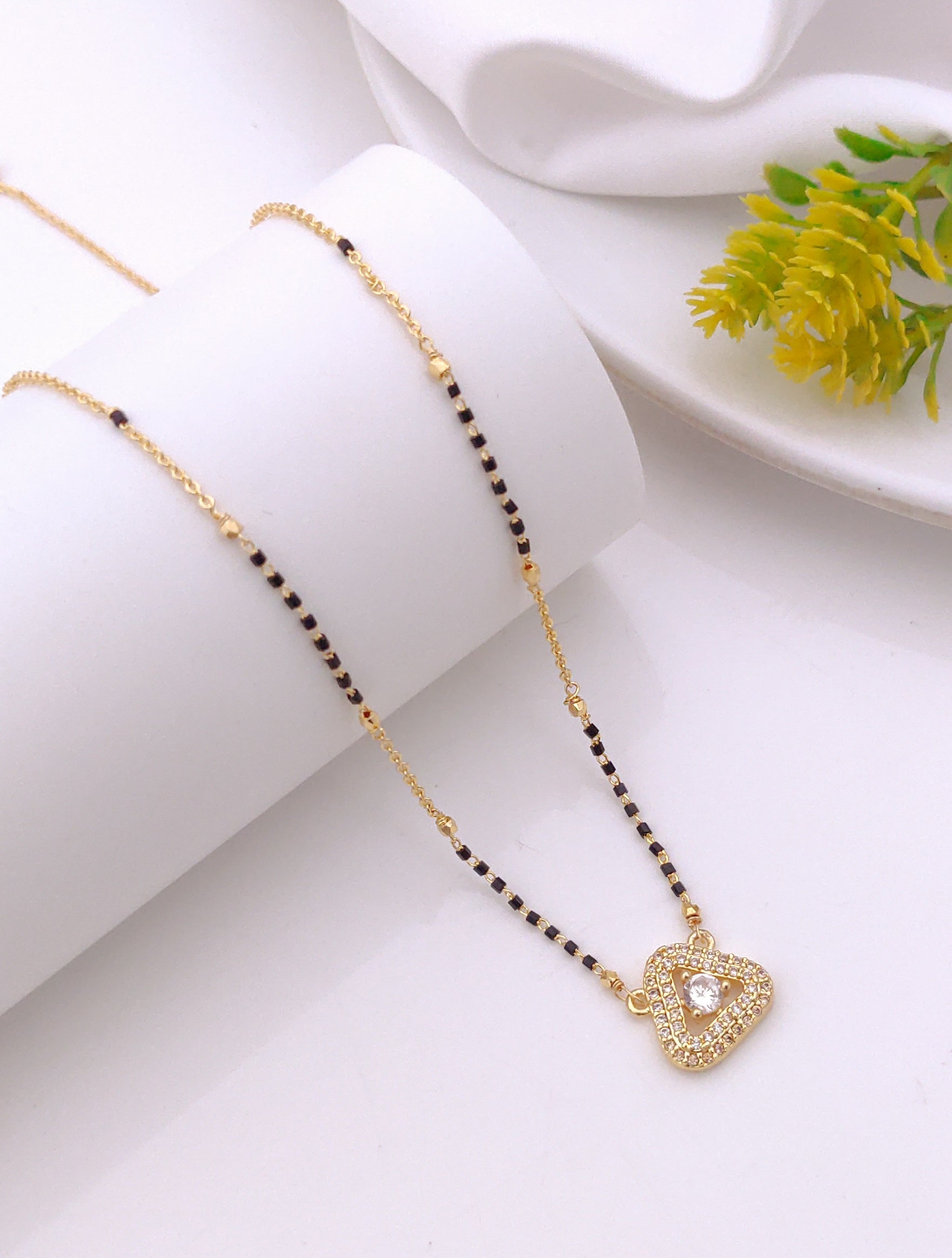 Ani Gold Mangalsutra