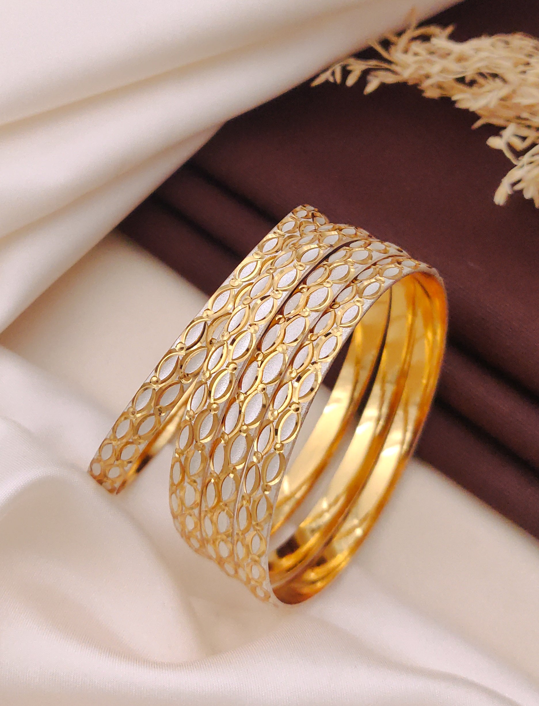 Anjana Bangle (set of 4)