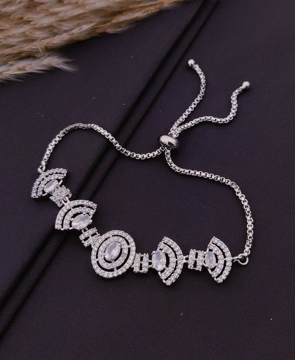 Bella Hend Bracelet