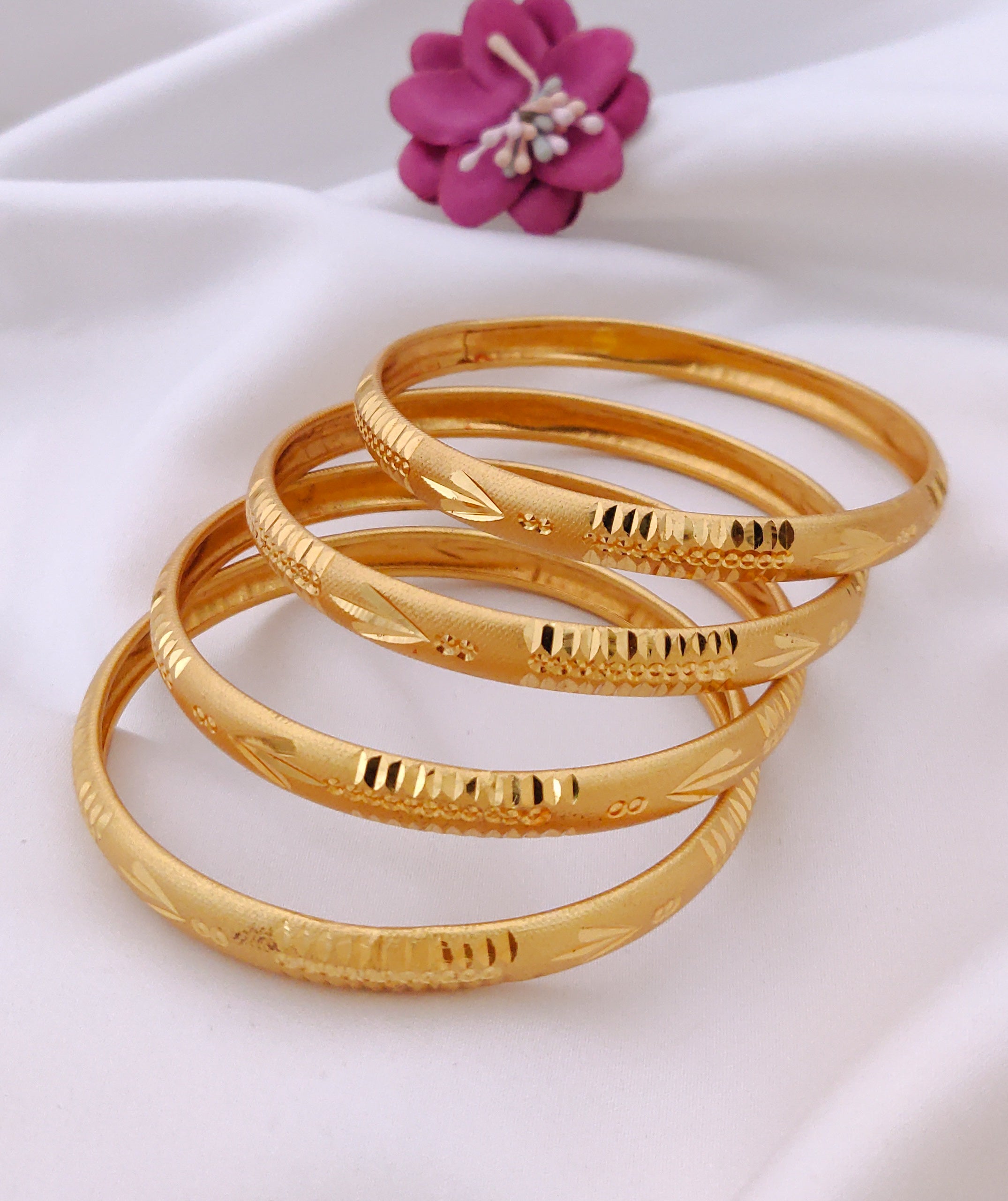 Disha Bangle ( Set of 4 )