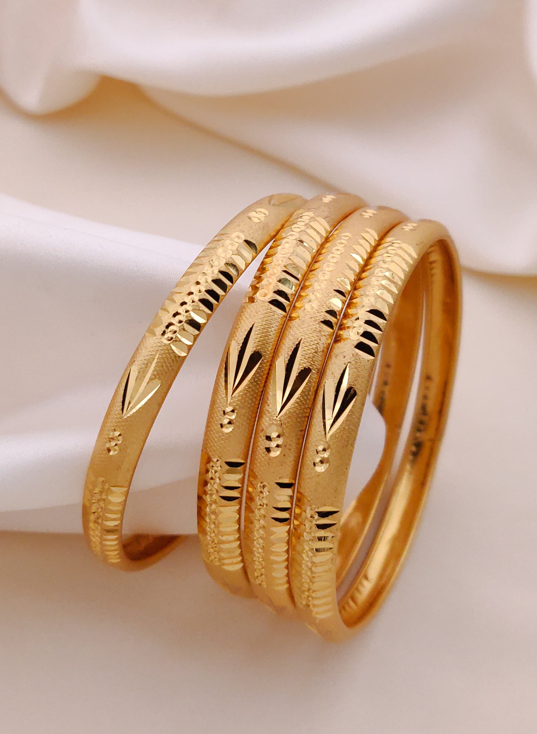 Disha Bangle ( Set of 4 )