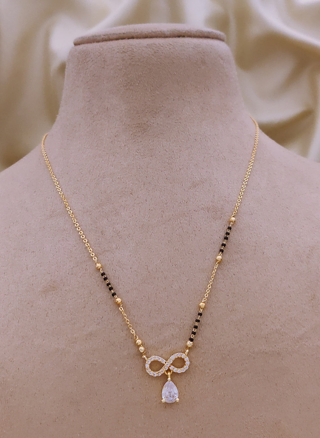 Adhira Mangalsutra