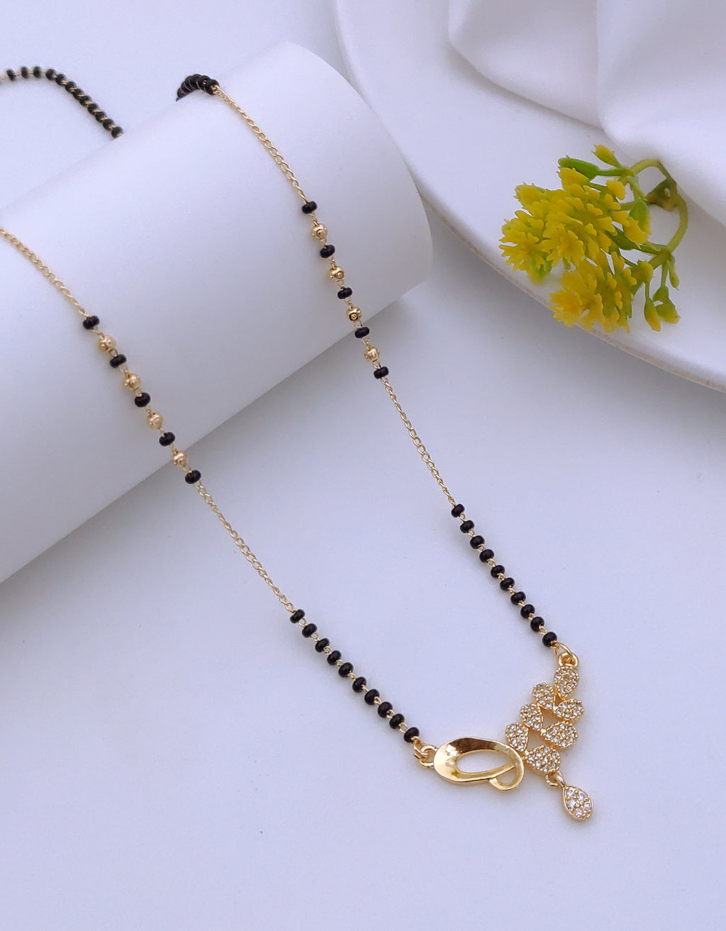 Suhasini Mangalsutra
