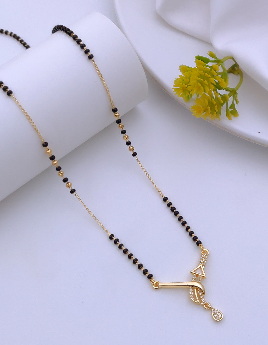 Veena Mangalsutra