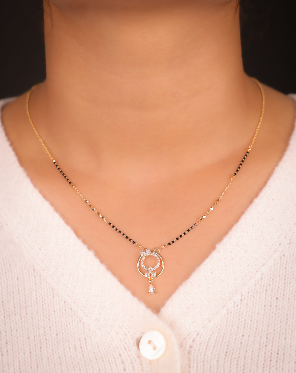 Kinjal Gold Mangalsutra