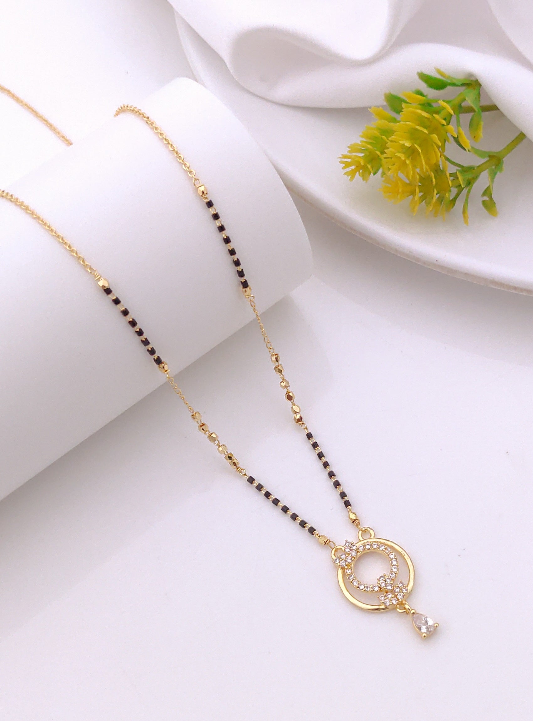 Kinjal Gold Mangalsutra