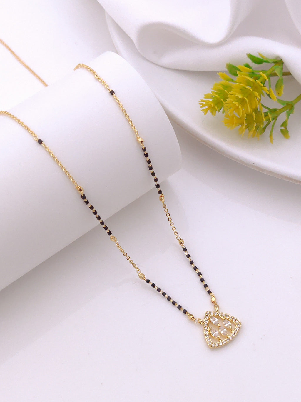Kusum Gold Mangalsutra