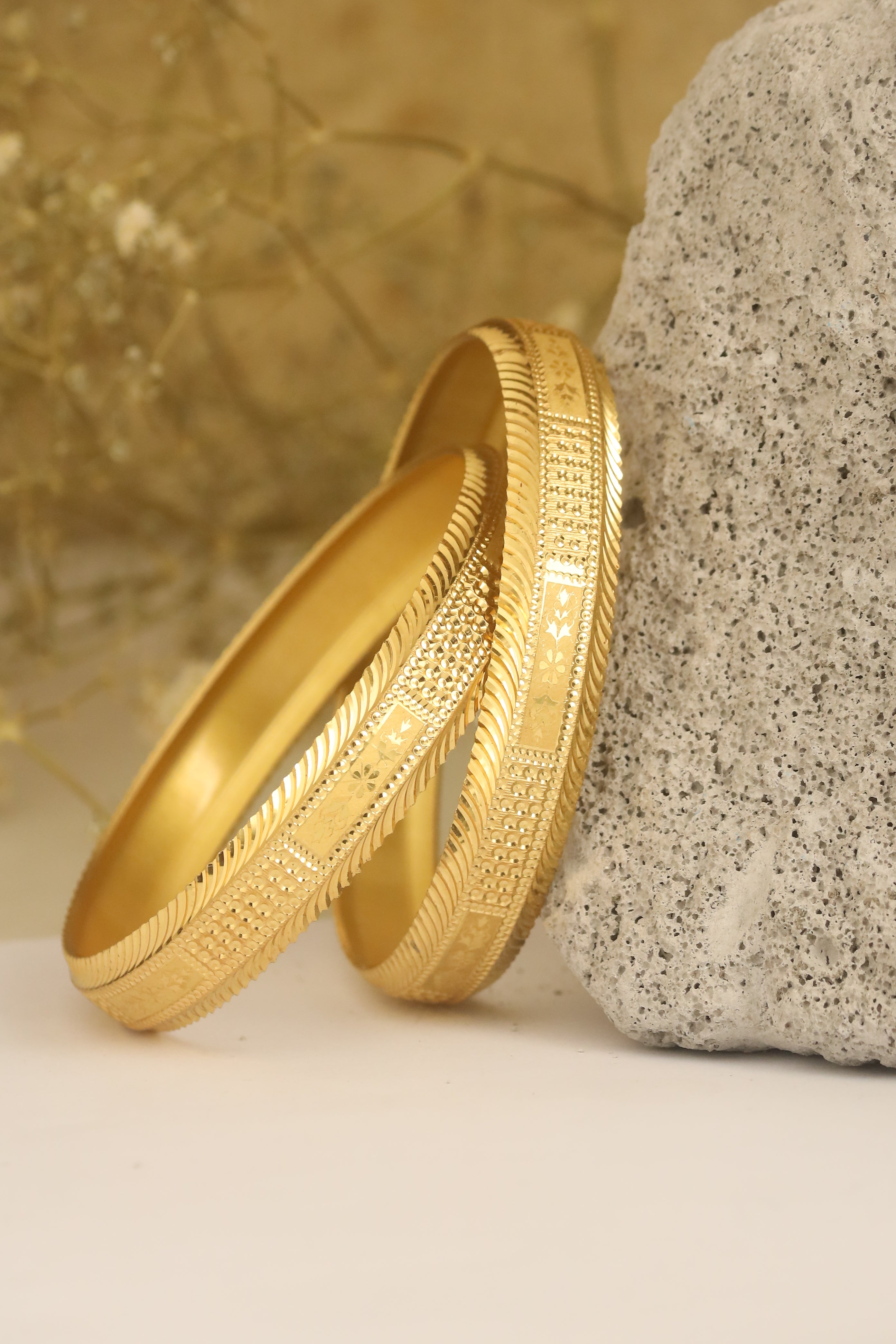 Hansika Bangle  ( sef of 2 )