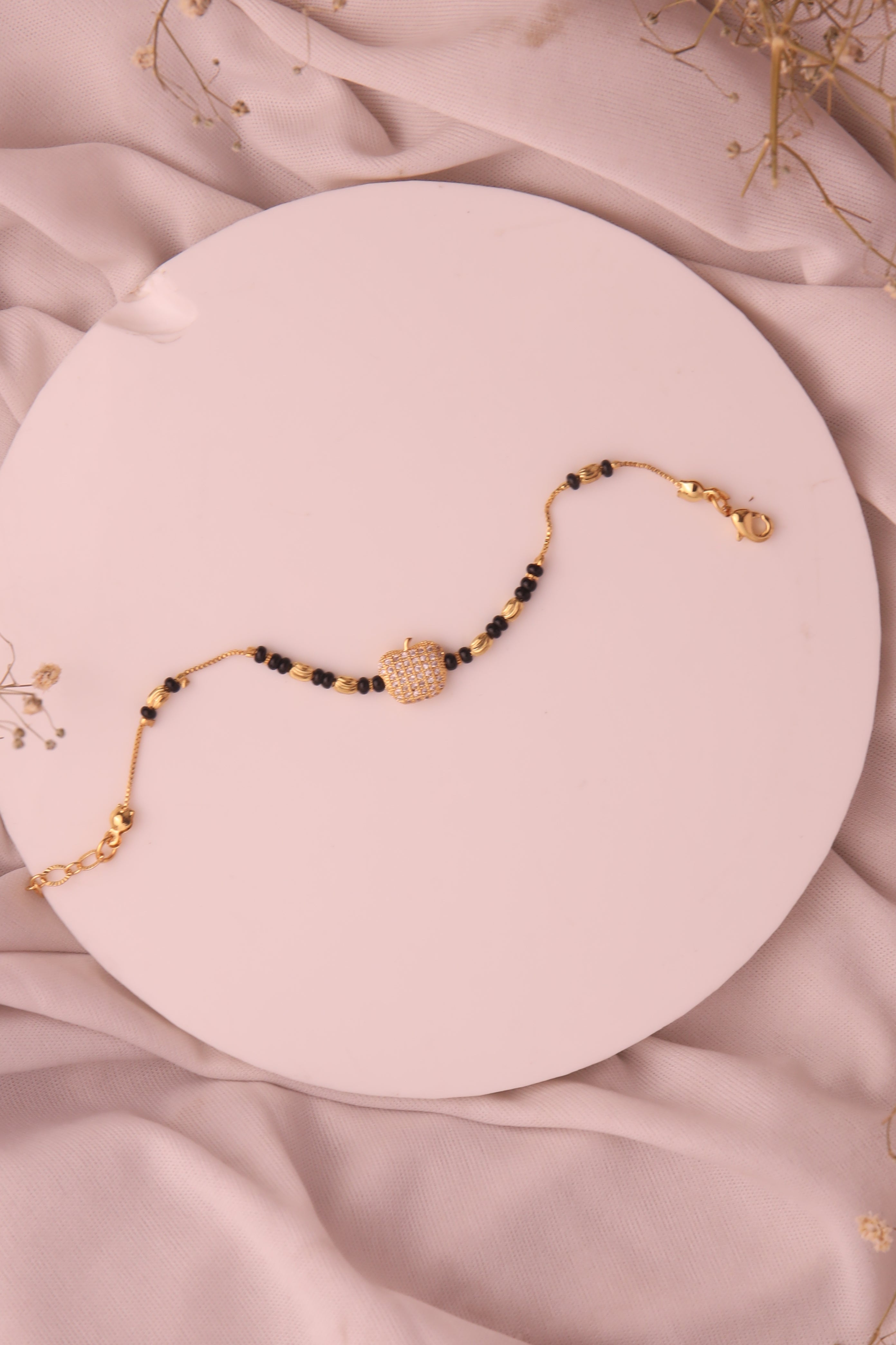 Chandrika Hand Mangalsutra