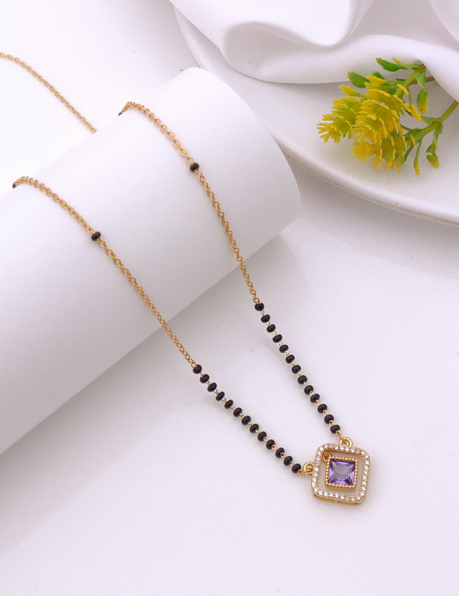 Sarika Gold Mangalsutra