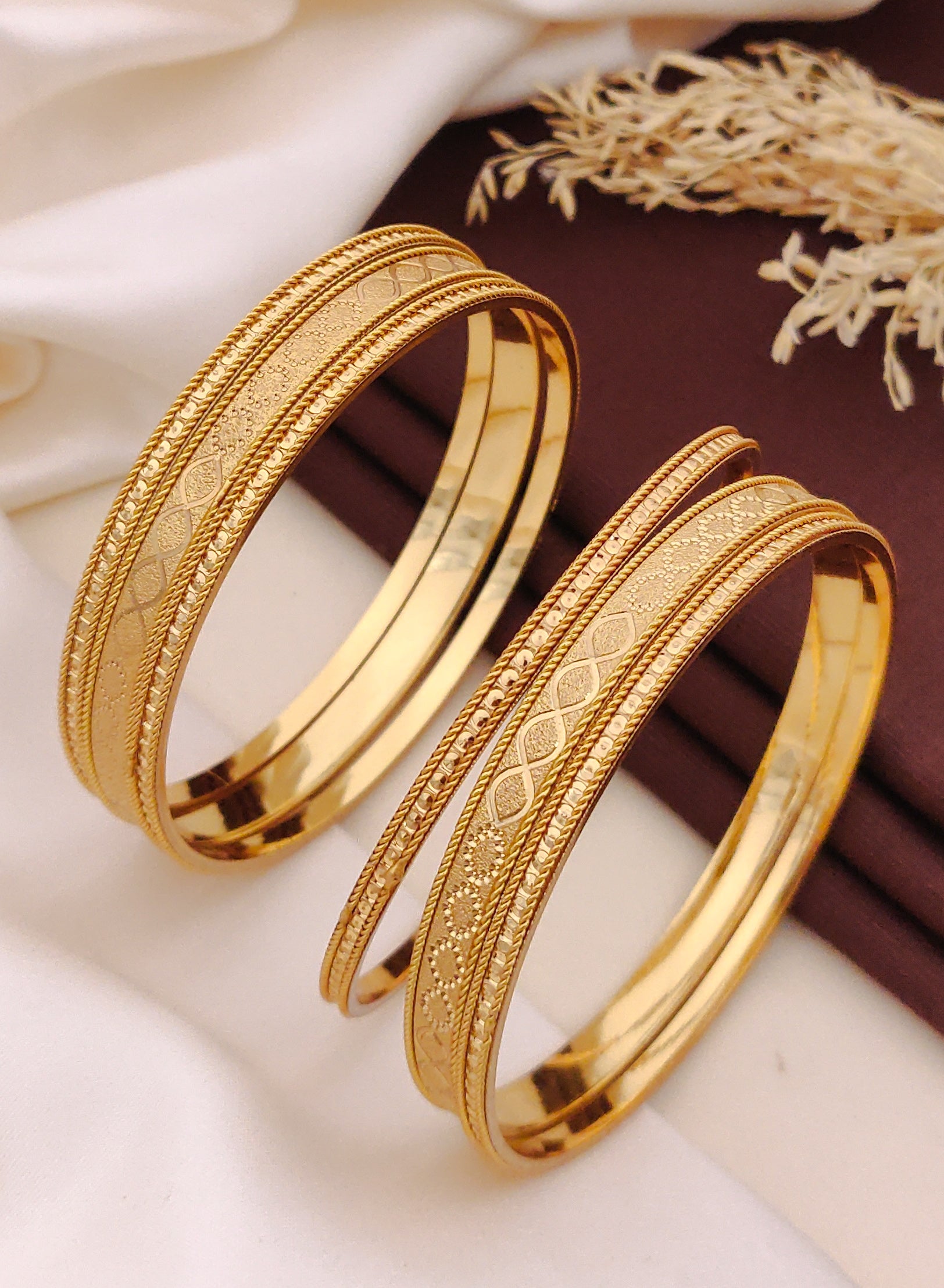 Suhana Bangle ( set of 6 )