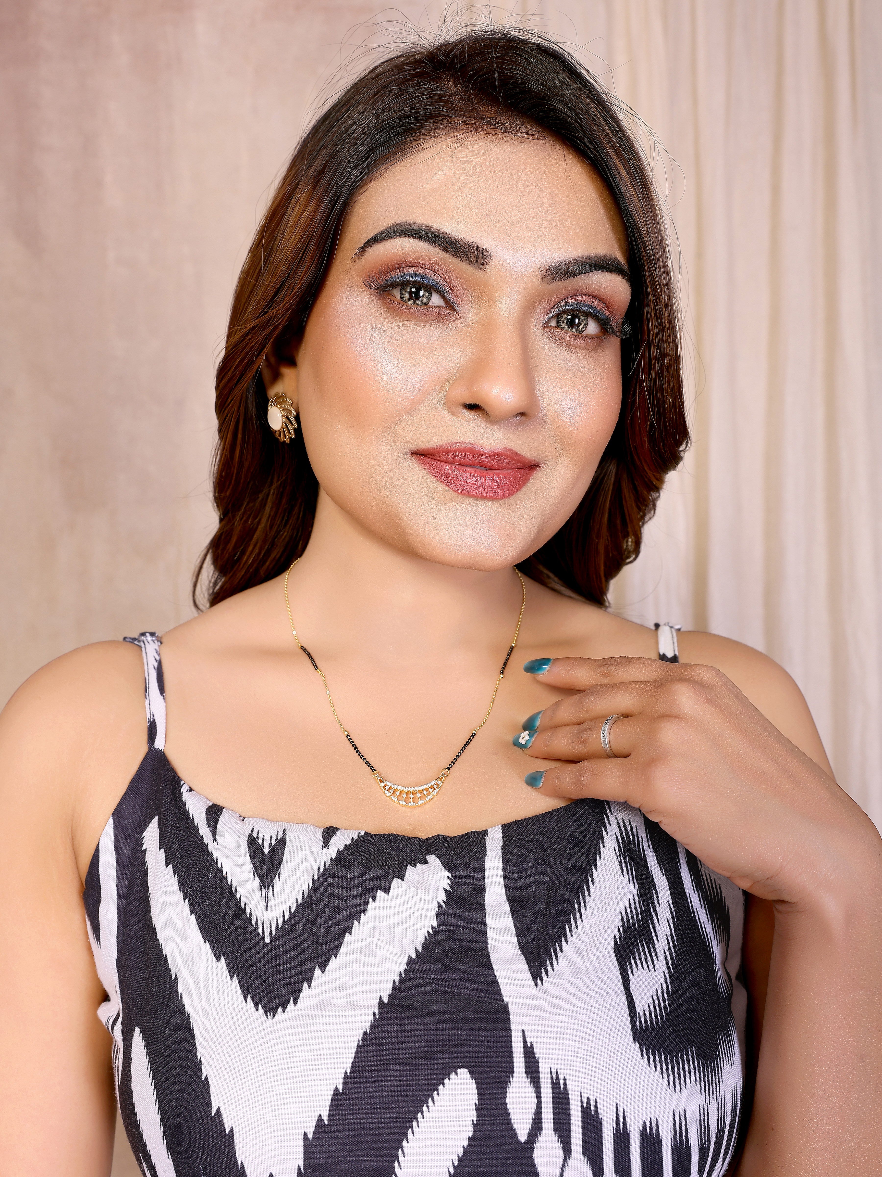 Eliza Gold Mangalsutra
