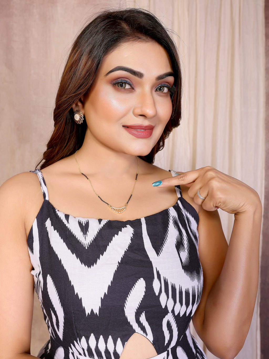 Eliza Gold Mangalsutra