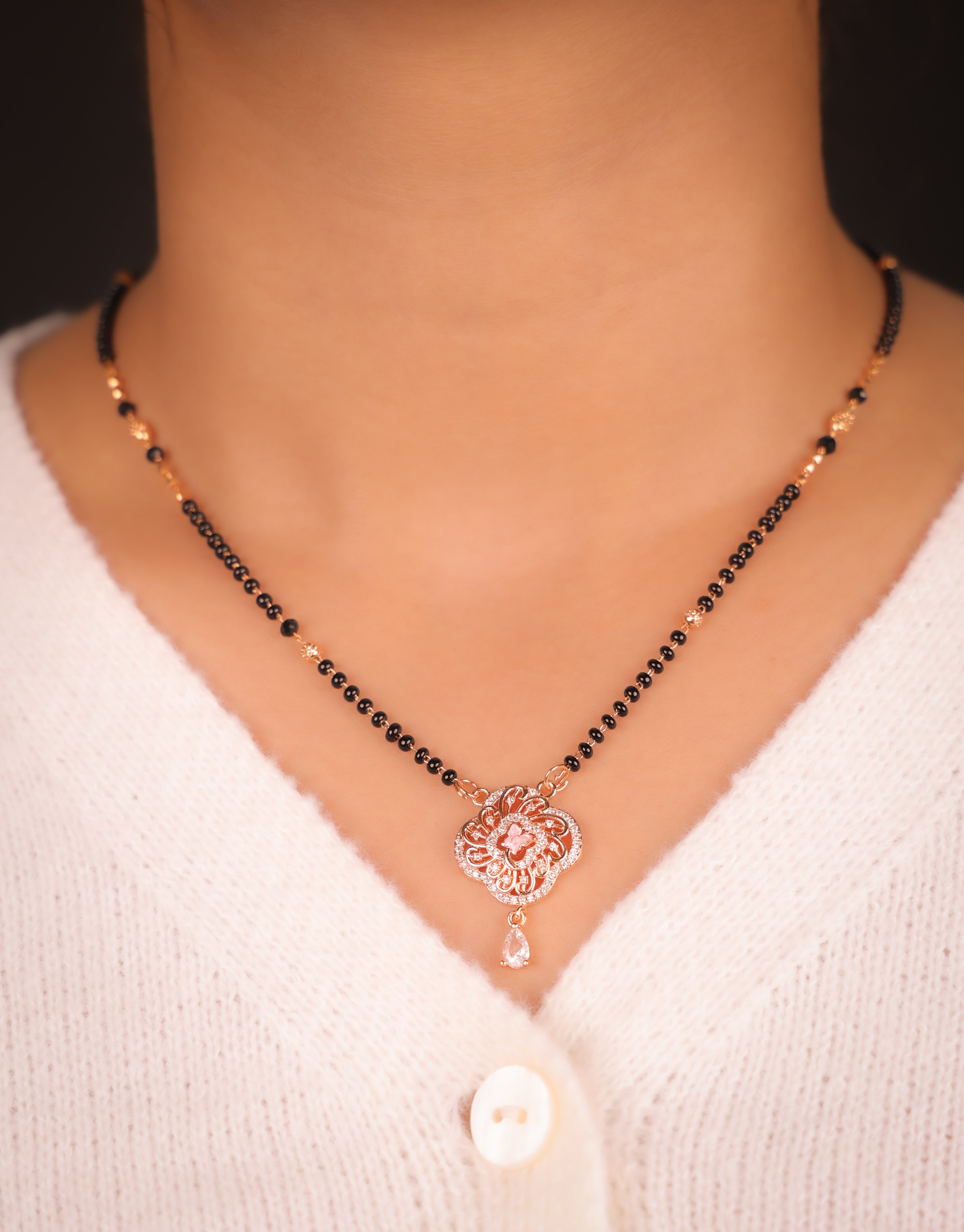 Vamika Gold Mangalsutra