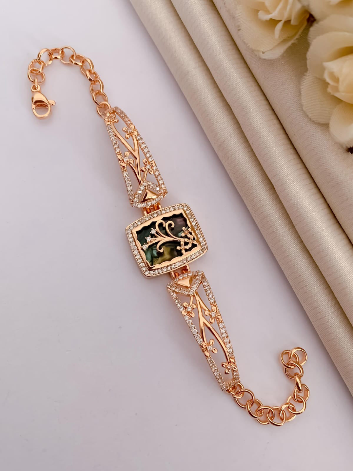 Saloni braclet