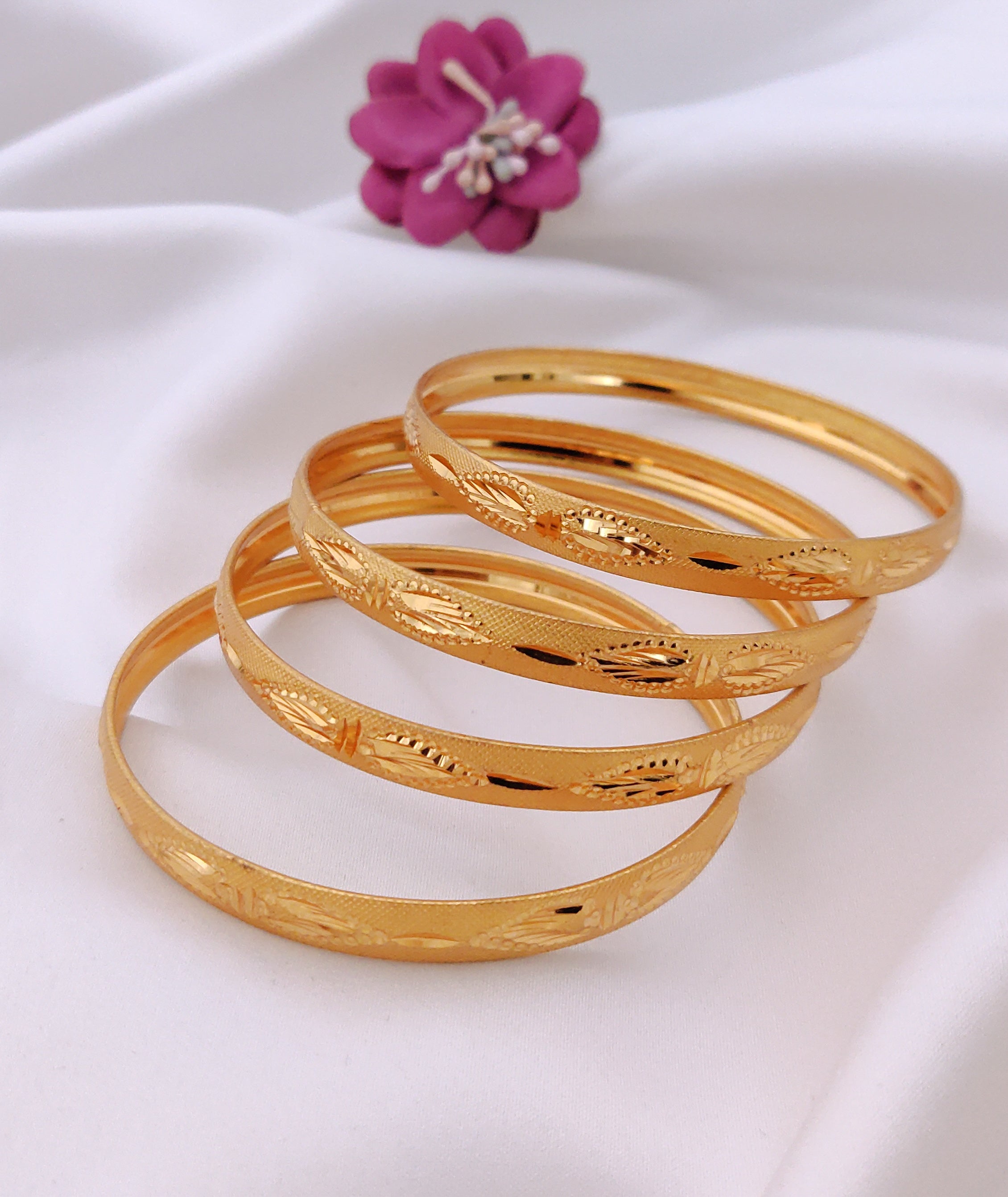 Zuri Bangle  ( Set of 4 )