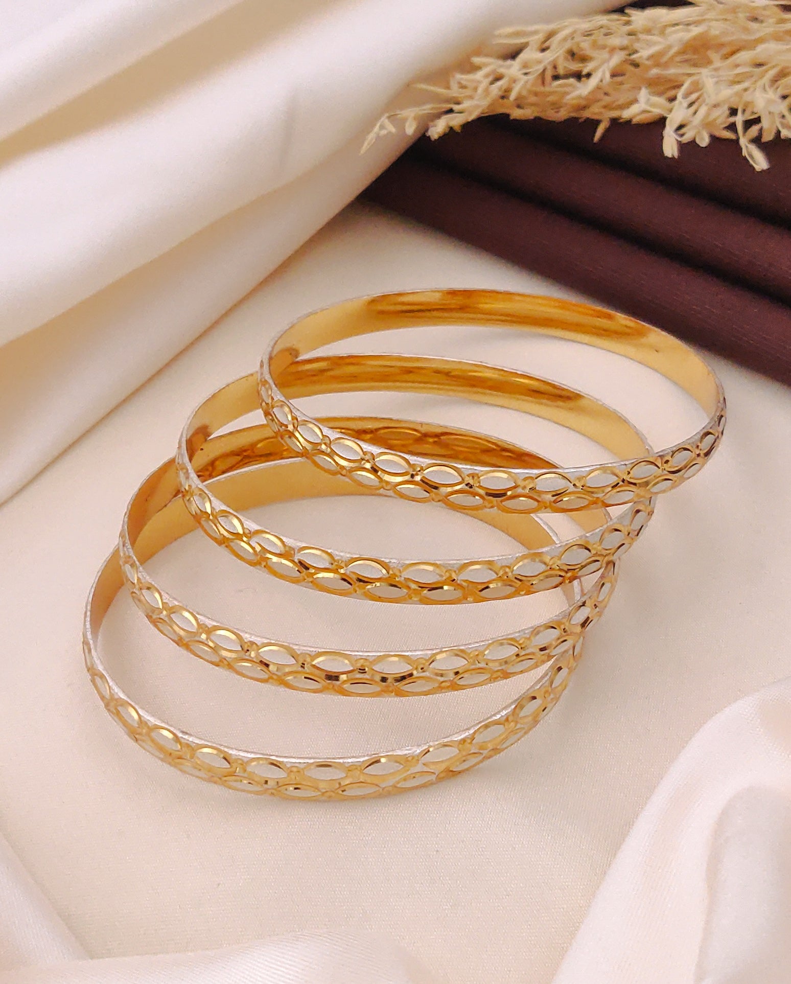 Anjana Bangle (set of 4)