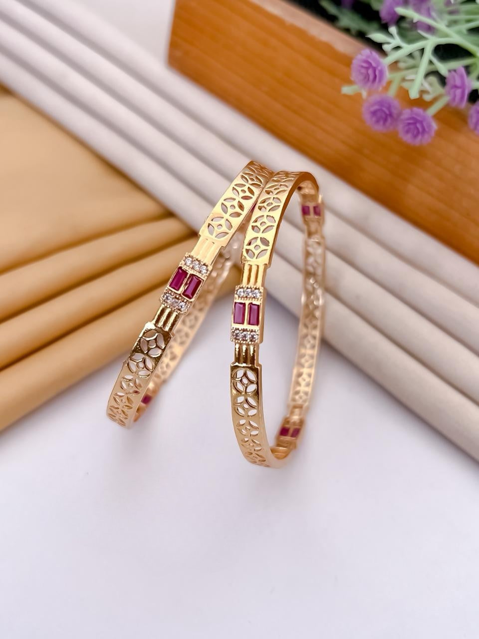 Pallavee Bangles ( Set of 2 )